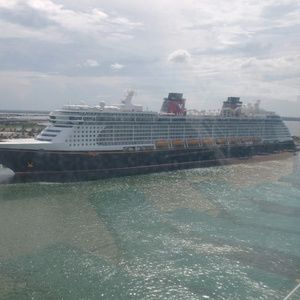 Meet your Posher, Mack